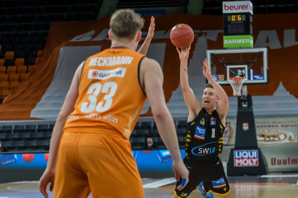 扯动拉拽防 扯动拉拽防